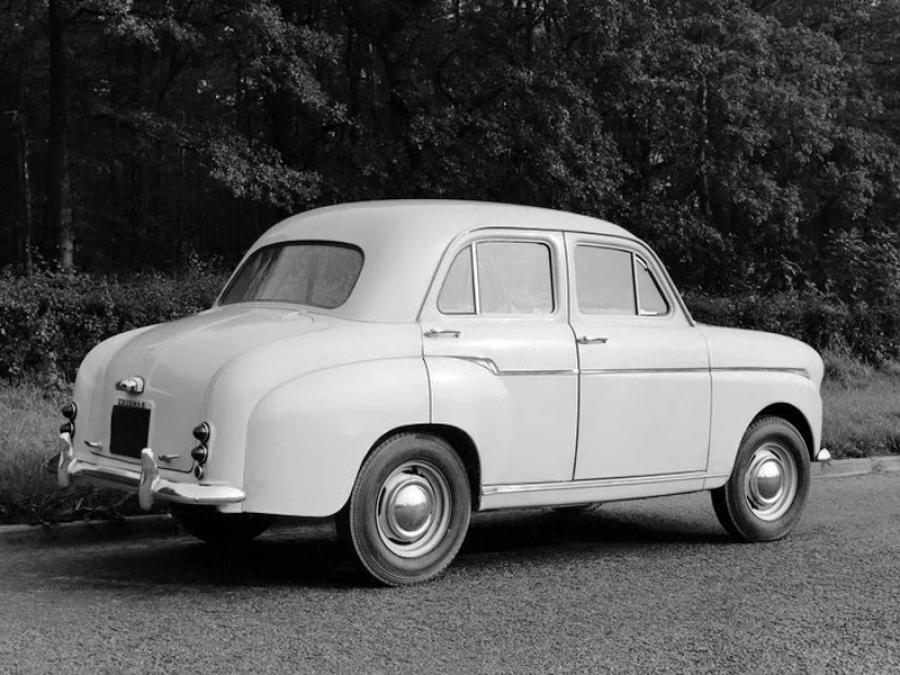  Standard Ten Saloon 1954 года  (фото 2 из 4)